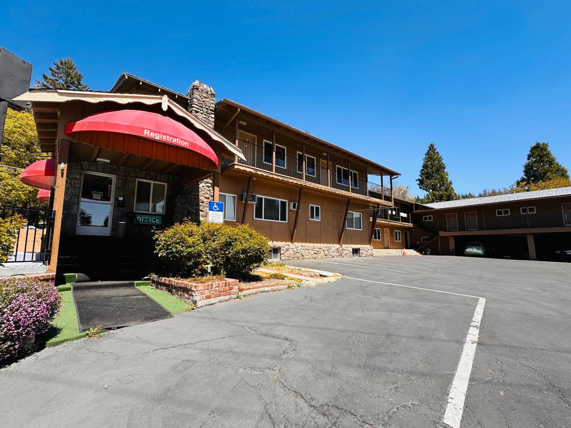 The Cottage Inn At מאונט שסטה מראה חיצוני תמונה